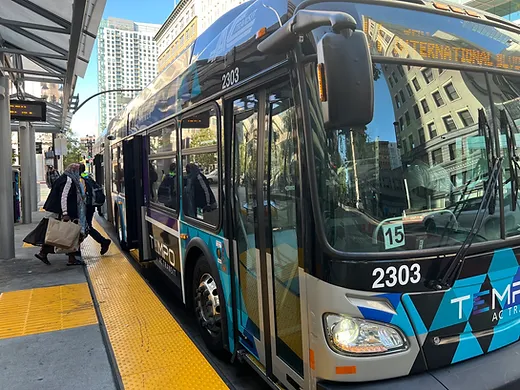 On the Brink CA Transit Agencies Face Fiscal Cliffs