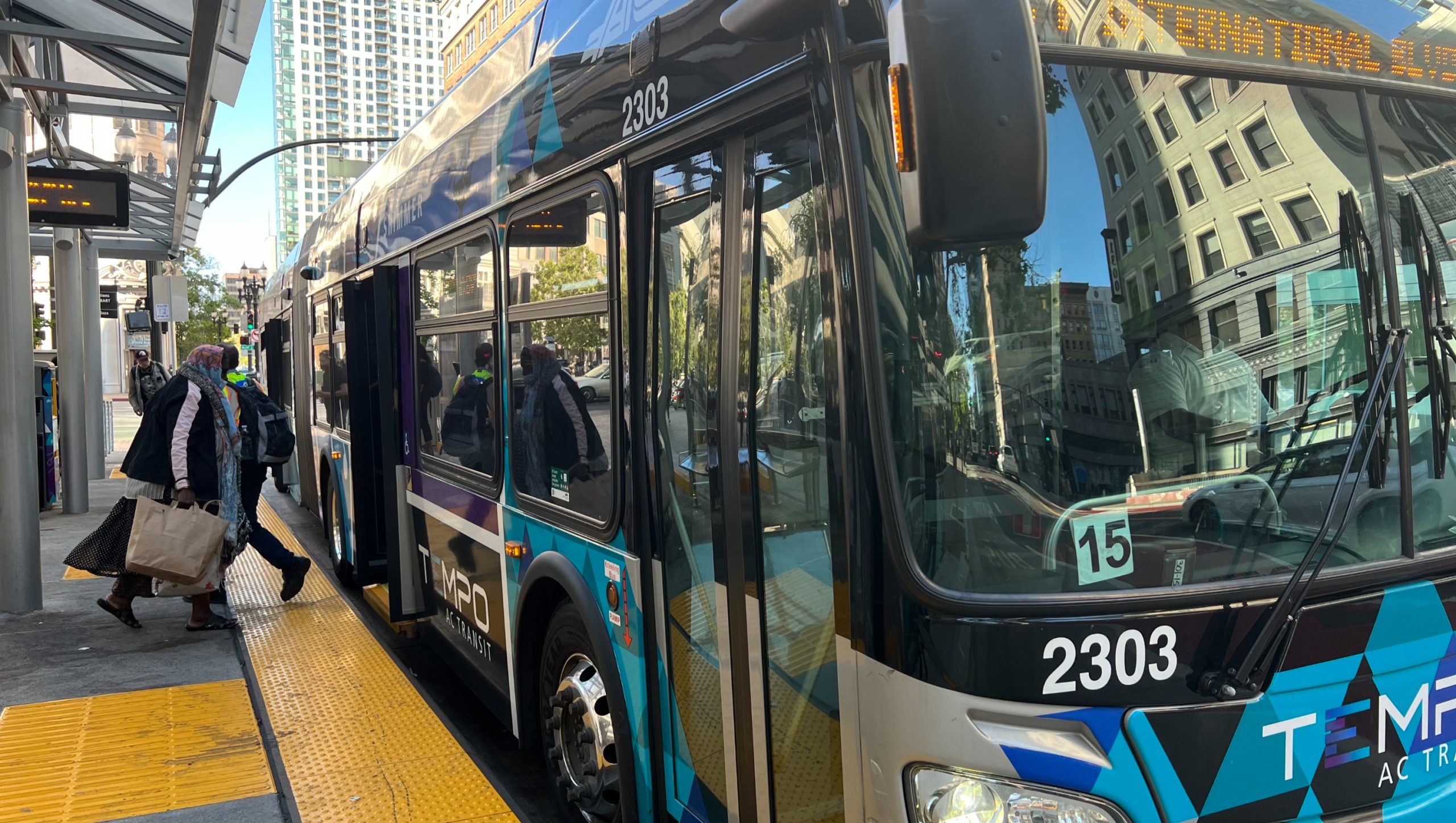 ac transit bus